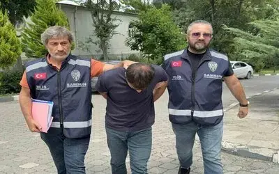 Samsun’da 1 Buçuk Milyonluk Vurgun Yapan Sahte Polis Adliyeye Sevk Edildi