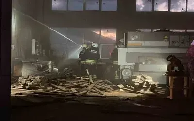 Samsun’da Kereste İmalathanesinde Korkutan Yangın