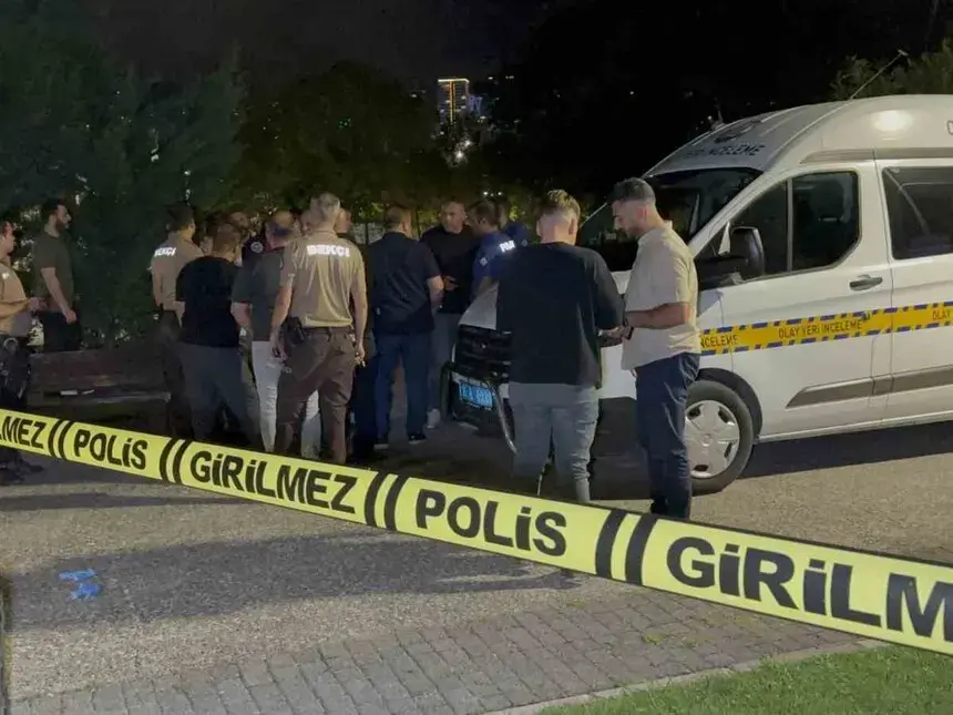 Samsun'da Emekli Polis Millet Bahçesinde Hayatına Son Verdi