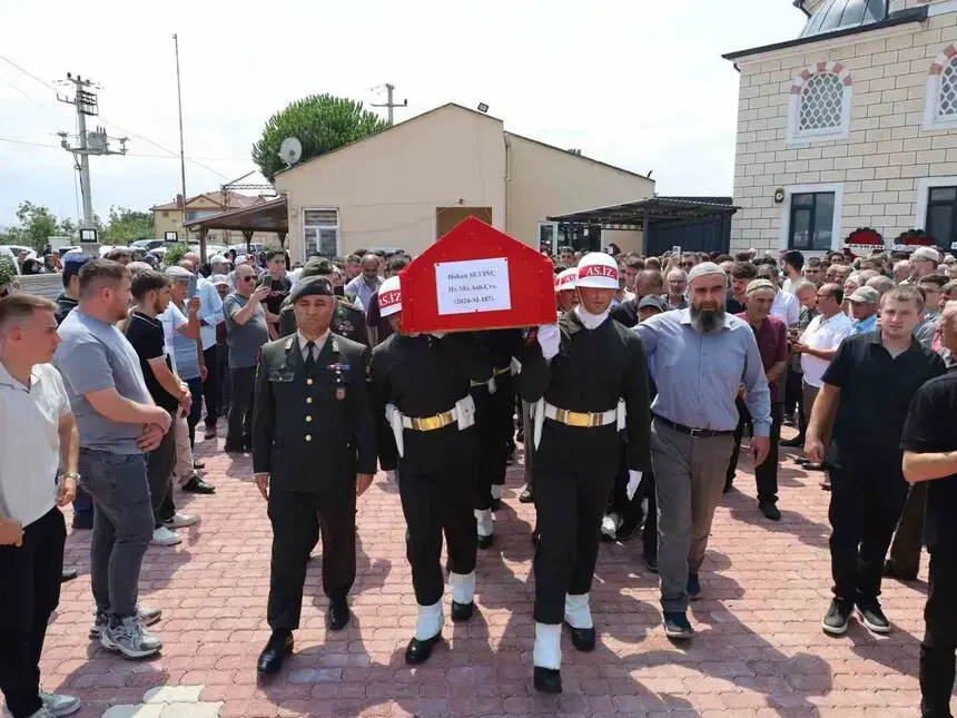 Kazada Ölen Bafralı Astsubay, Son Yolculuğuna Uğurlandı