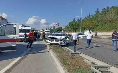 Havza’da Zincirleme Trafik Kazası: 2 Yaralı