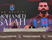 Trabzonspor’da Salah Yaklaşık 30 Bin Taraftar Önünde İmza Attı