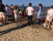 Atakum'da Denize Giren Anne Ve 2 Kızı Boğulma Tehlikesi Geçirdi