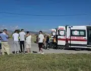 Vezirköprü'de Motosikletler Çarpıştı: 3 Yaralı