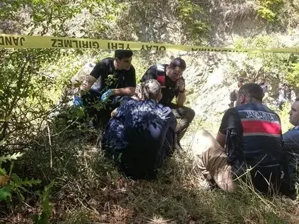 Vezirköprü'de Koyunlarını Otlatmaya Giden Adam Ormanda Ölü Bulundu