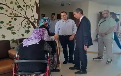 Sinop’ta Huzurevi Sakinlerine Sürpriz Doğum Günü