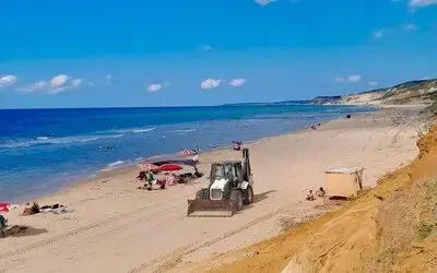 Sarıkum Sahilinde Temizlik Çalışması