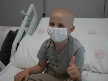 Samsun’da 7 Yaşındaki Çocuğun 30 Santimlik Tümörü Kemoterapiyle Küçültüldü, Başarıyla Ameliyat Edildi