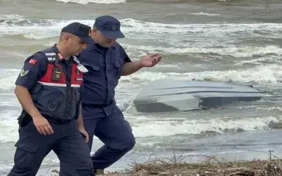 Çarşamba'da Sahile Vurmuş İnsansız Deniz Aracı Bulundu