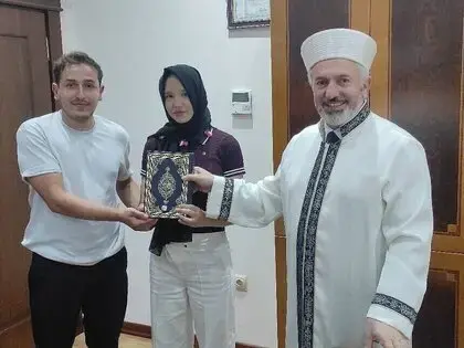Ukraynalı Anhelina Müslüman Oldu, "Ayla" İsmini Aldı