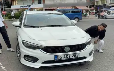 Otomobilin Çarptığı 2 Kadın Yaralandı