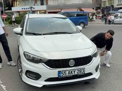 Otomobilin Çarptığı 2 Kadın Yaralandı
