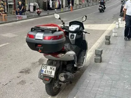 Samsun’da Hafif Ticari Araç İle Çarpışan Motosikletli Yaralandı
