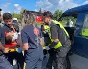 Panelvan Minibüs SUV Araca Çarptı: 1 Yaralı