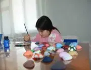 Samsunlu Minik Elif Zehra, Deniz Kabuklarını Sanat Eserine Dönüştürüyor