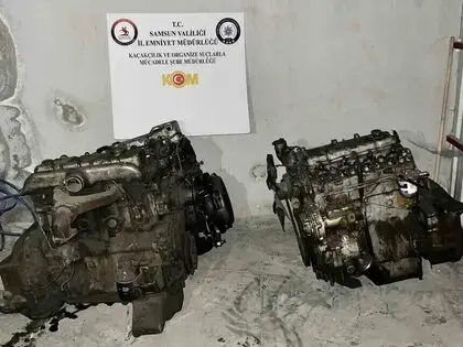 Tekkeköy'de 3 Gümrük Kaçağı Otomobil Motoru Ele Geçirildi
