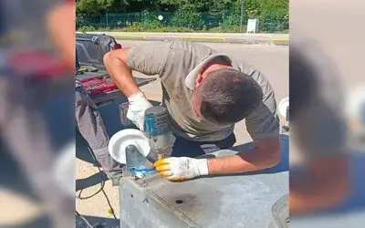 Sinop’ta Hasarlı Çöp Konteynerlerine Yerinde Onarım