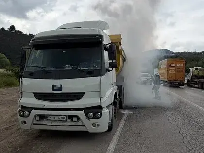 Ordu’da Seyir Halindeki Hafriyat Kamyonunda Yangın