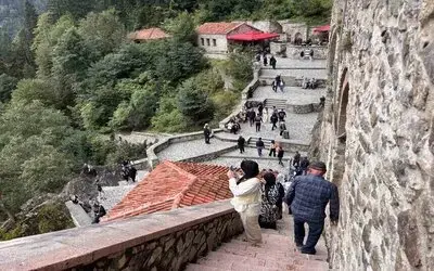 Sümela Manastırı’nı 8,5 Ayda 520 Bin Kişi Ziyaret Etti