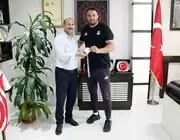 Samsunlu Boksör Berat Acar, Akdeniz Oyunları’nda Gümüş Madalya Kazandı