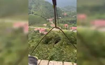 İlkel Teleferikle ’heyecanlı’ Yolculuk