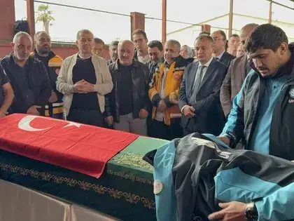 Organ Nakli Yolunda Hayatını Kaybeden Hemşire Gözyaşlarıyla Uğurlandı