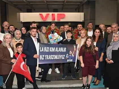 Avrupa Şampiyonu Boksör Havvanur Kethüda’ya Memleketi Trabzon’da Coşkulu Karşılama