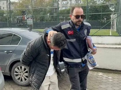 Pencereden Eve Girip Bıçak Tehdidiyle Cüzdan Gasp Etti