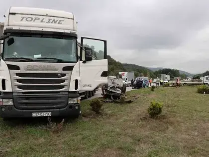 Tır İle Otomobil Çarpıştı: 1 Yaralı