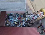 Ordu’da Kötü Koku İhbarı Yapılan Evden 20 Kamyon Çöp Çıktı