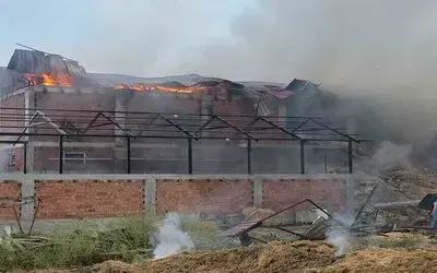 Vezirköprü'de Kaynak Kıvılcımı Samanlığı Yaktı