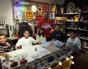 17 Yılda 3 Milyon TL’lik Lego Ve Model Araba Koleksiyonu Oluşturdu: Hedefi Müze Açmak