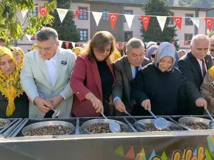 Erfelek’te 5. Kestane Festivali Düzenlendi