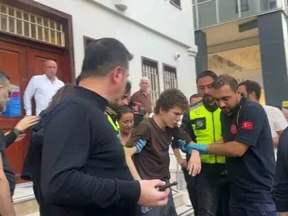Samsun’da Genç, Cadde Ortasında Darbedildi
