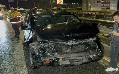 Düğüne Giden Otomobil Kaza Yaptı: 1 Yaralı