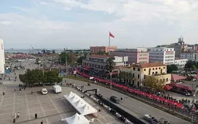 Samsun’da 1919 Metrelik Bayraklı "Cumhuriyet Yürüyüşü"