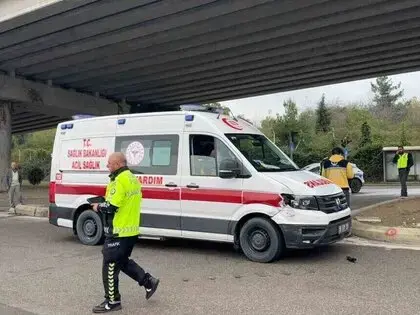 Samsun’da Ambulans İle Yolcu Minibüsü Çarpıştı