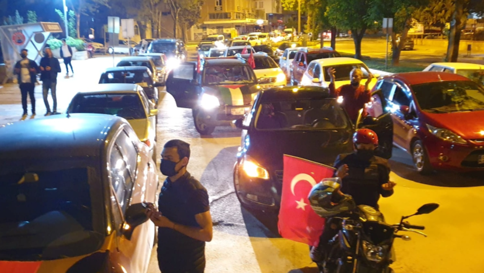 Bafra İhh Konvoy Ve Korna İle İsrail'i Protesto Etti 