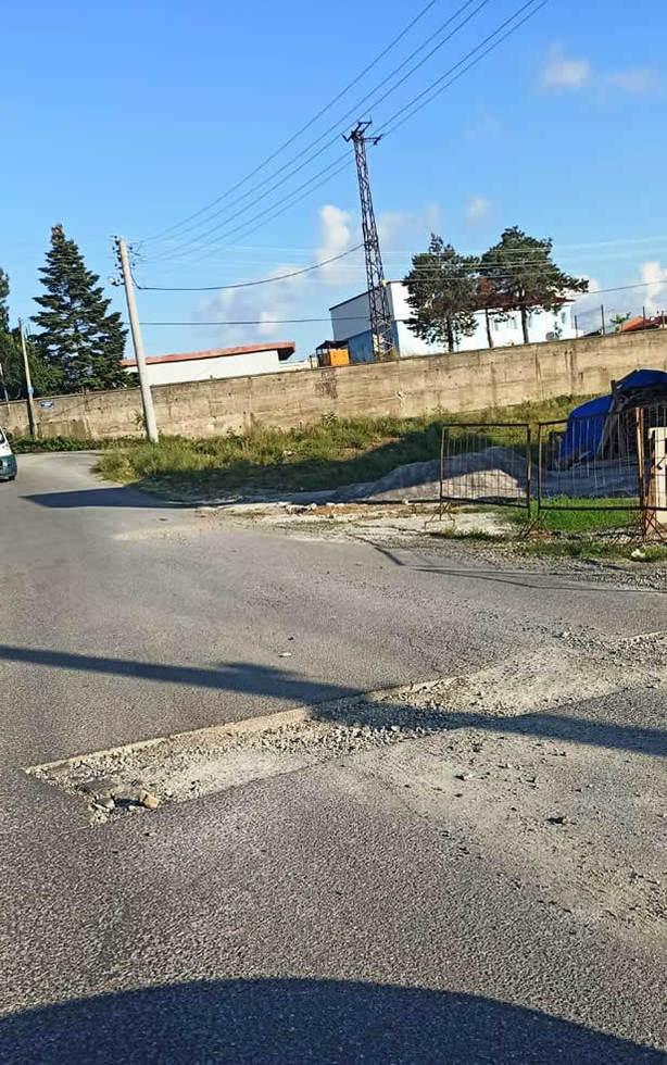 2 Ay Önce Kazıp Bıraktılar!