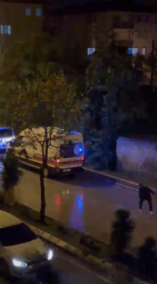 Motosiklet Sürücüsü Çukura Düşüp Yaralandı